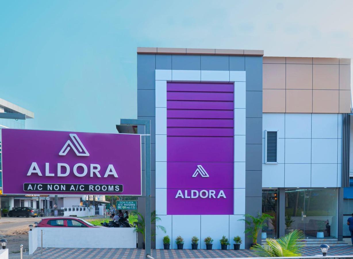 Aldora Airport Residency Hotel Nedumbassery Exterior photo