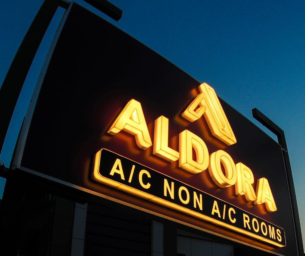 Aldora Airport Residency Hotel Nedumbassery Exterior photo