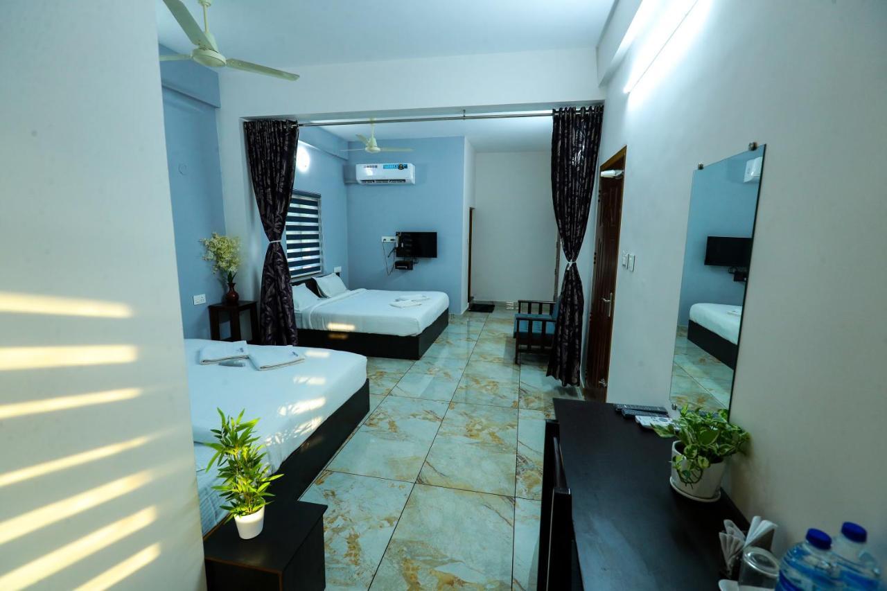 Aldora Airport Residency Hotel Nedumbassery Exterior photo